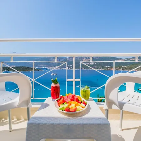 La Moda Готель Каш