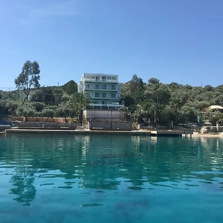 Hotel La Moda Beach