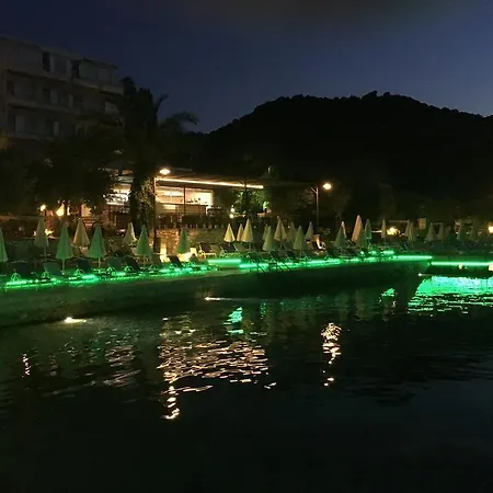 La Moda Beach