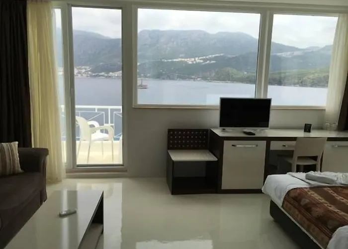 La Moda Beach Hotel *