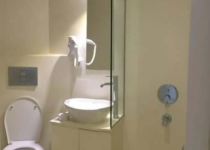 La Moda Готель