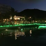 La Moda Beach
